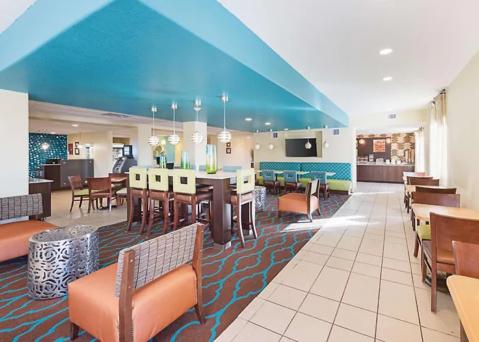 La Quinta By Wyndham Mathis